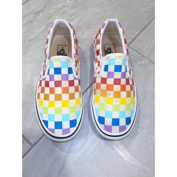 Women’s slip on rainbow checkered vans size 5.5 - Picture 3 of 8